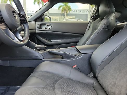 Used 2025 Nissan Z Performance w/ Floor Mat Package RWD image 15