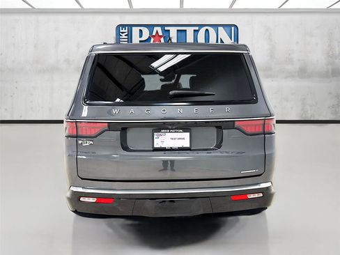Used 2024 Jeep Wagoneer L Series II w/ Flexible Seating Group image 6