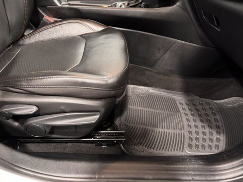 Used 2022 Jeep Compass Latitude image 17