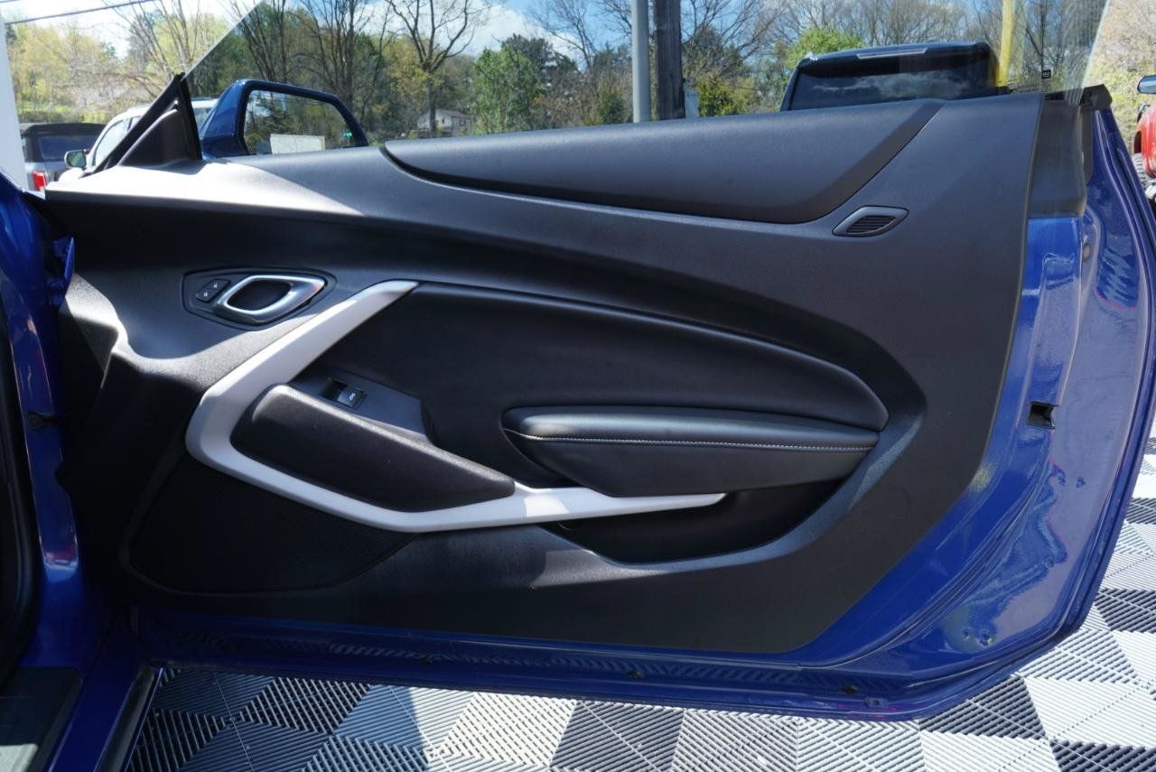 Used 2020 Chevrolet Camaro SS RWD image 49
