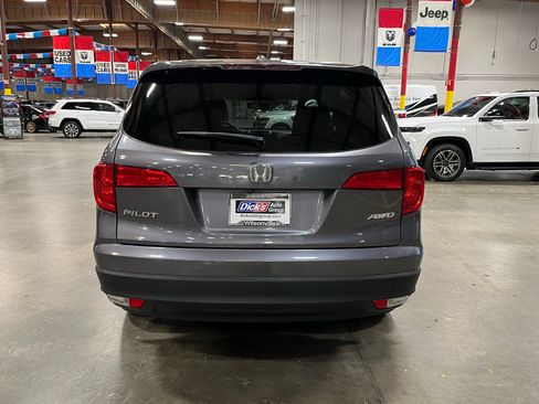 Used 2017 Honda Pilot EX-L image 4