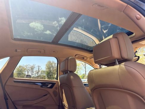 Used 2016 Porsche Macan S AWD/4WD image 47