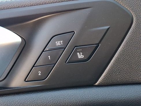 Used 2021 BMW X5 M50i w/ Premium Package image 26