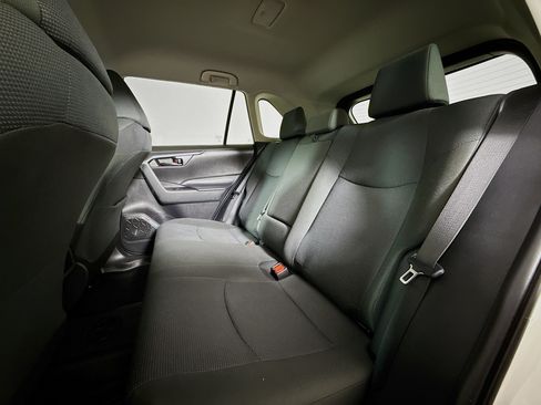 Certified 2023 Toyota RAV4 LE AWD/4WD image 20