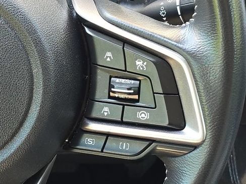 Used 2023 Subaru Forester Premium AWD/4WD image 36