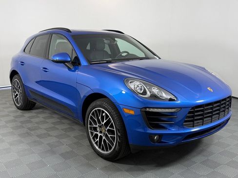 Certified 2016 Porsche Macan S AWD/4WD image 9