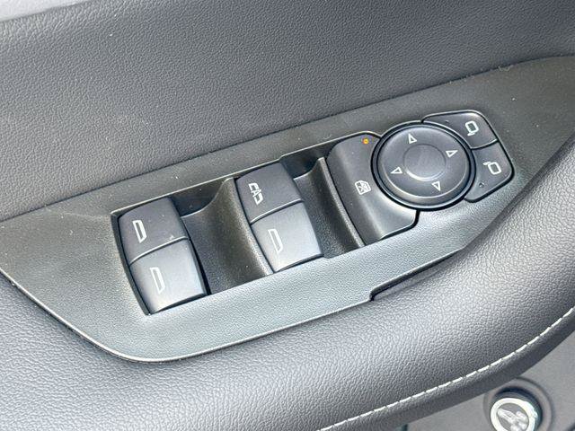 New 2026 Chevrolet Blazer LT w/ Convenience Package FWD image 15