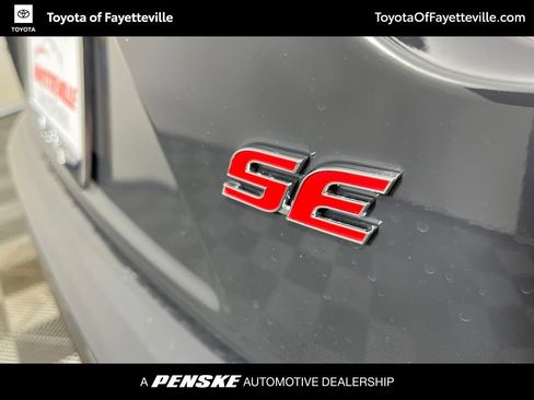 Used 2026 Toyota Corolla SE FWD image 22