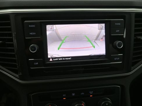 Used 2019 Volkswagen Atlas S image 6