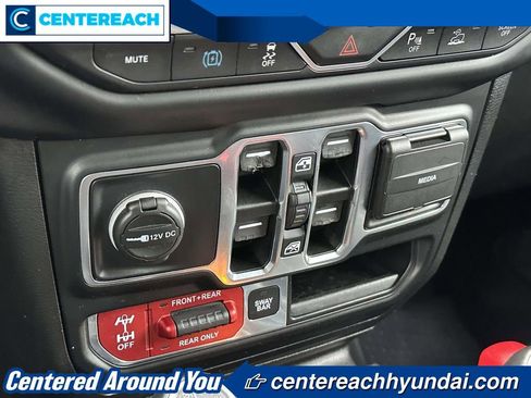 Used 2021 Jeep Wrangler Unlimited Rubicon 4xe w/ Cold Weather Group AWD/4WD image 27