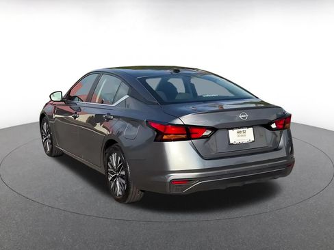 Used 2026 Nissan Altima 2.5 SV FWD image 10