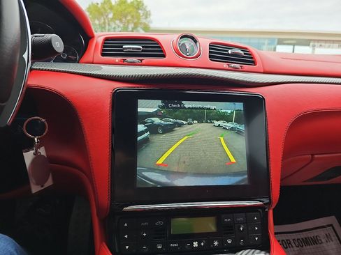 Used 2018 Maserati GranTurismo Sport image 40