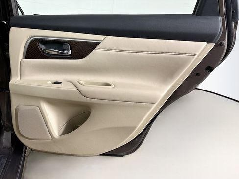 Used 2013 Nissan Altima 2.5 SL image 30