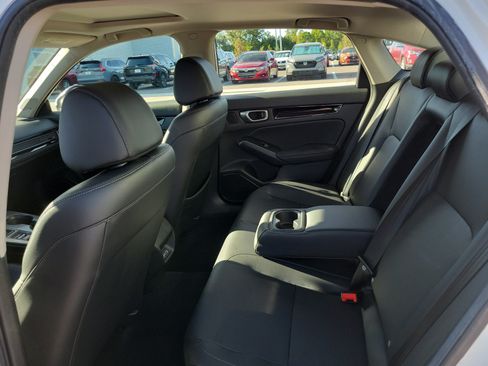 Used 2024 Honda Civic Touring image 28