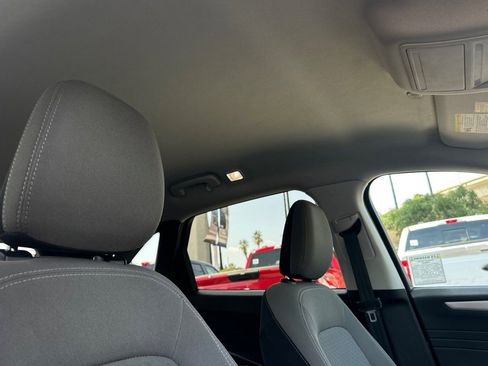 Certified 2022 Ford Escape SE FWD image 16