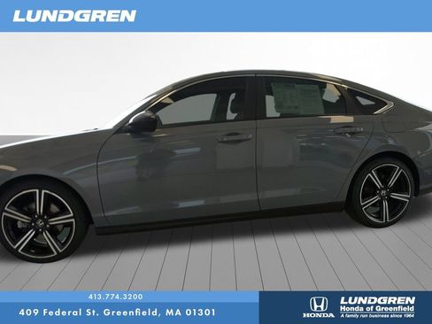 Used 2023 Honda Accord Sport image 4