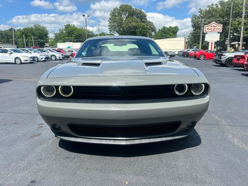 Used 2018 Dodge Challenger SXT w/ Blacktop Package RWD image 2
