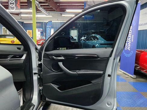 Used 2016 BMW X1 xDrive28i w/ Driver Assistance Package image 12