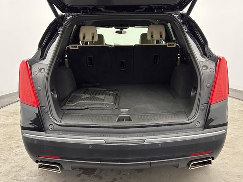 Used 2019 Cadillac XT5 FWD image 29