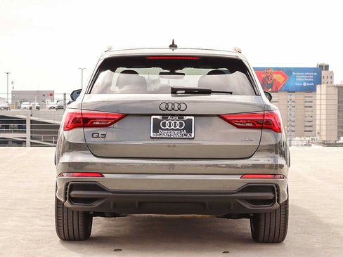Used 2025 Audi Q3 2.0T Premium w/ Convenience Package AWD/4WD image 5