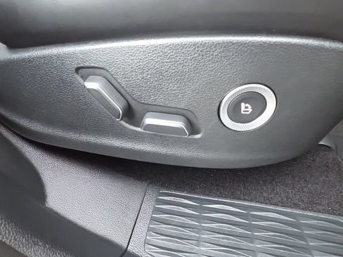 Used 2024 Genesis GV80 3.5T w/ Prestige Package AWD/4WD image 21