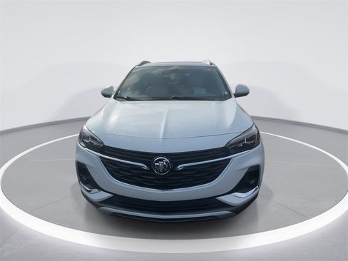 Used 2021 Buick Encore GX Essence w/ Advanced Technology Package image 3