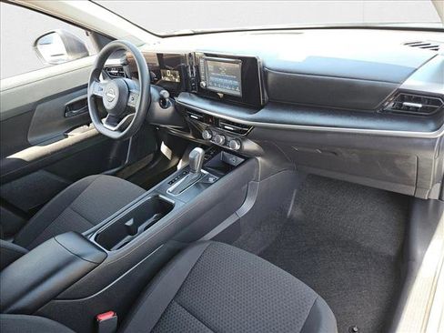 Used 2025 Nissan Kicks S image 20