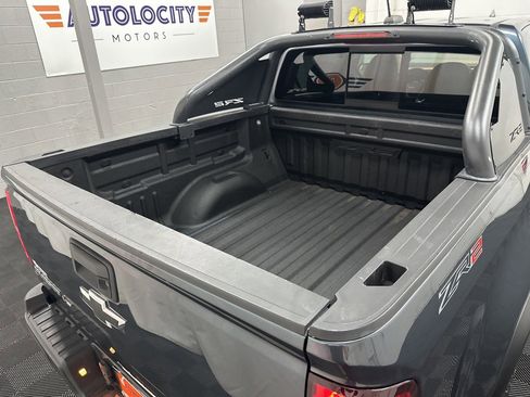 Used 2020 Chevrolet Colorado ZR2 w/ ZR2 Dusk Special Edition image 11