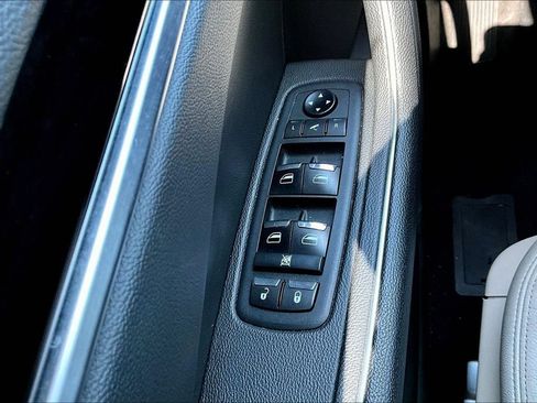 Used 2022 Maserati Levante GT AWD/4WD image 16