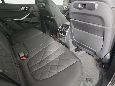 New 2026 BMW X5 xDrive40i w/ M Sport Package AWD/4WD image 10