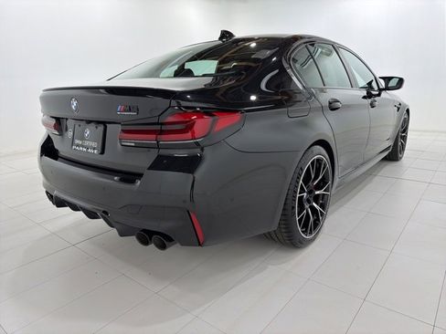 Certified 2022 BMW M5 w/ Competition Package image 5