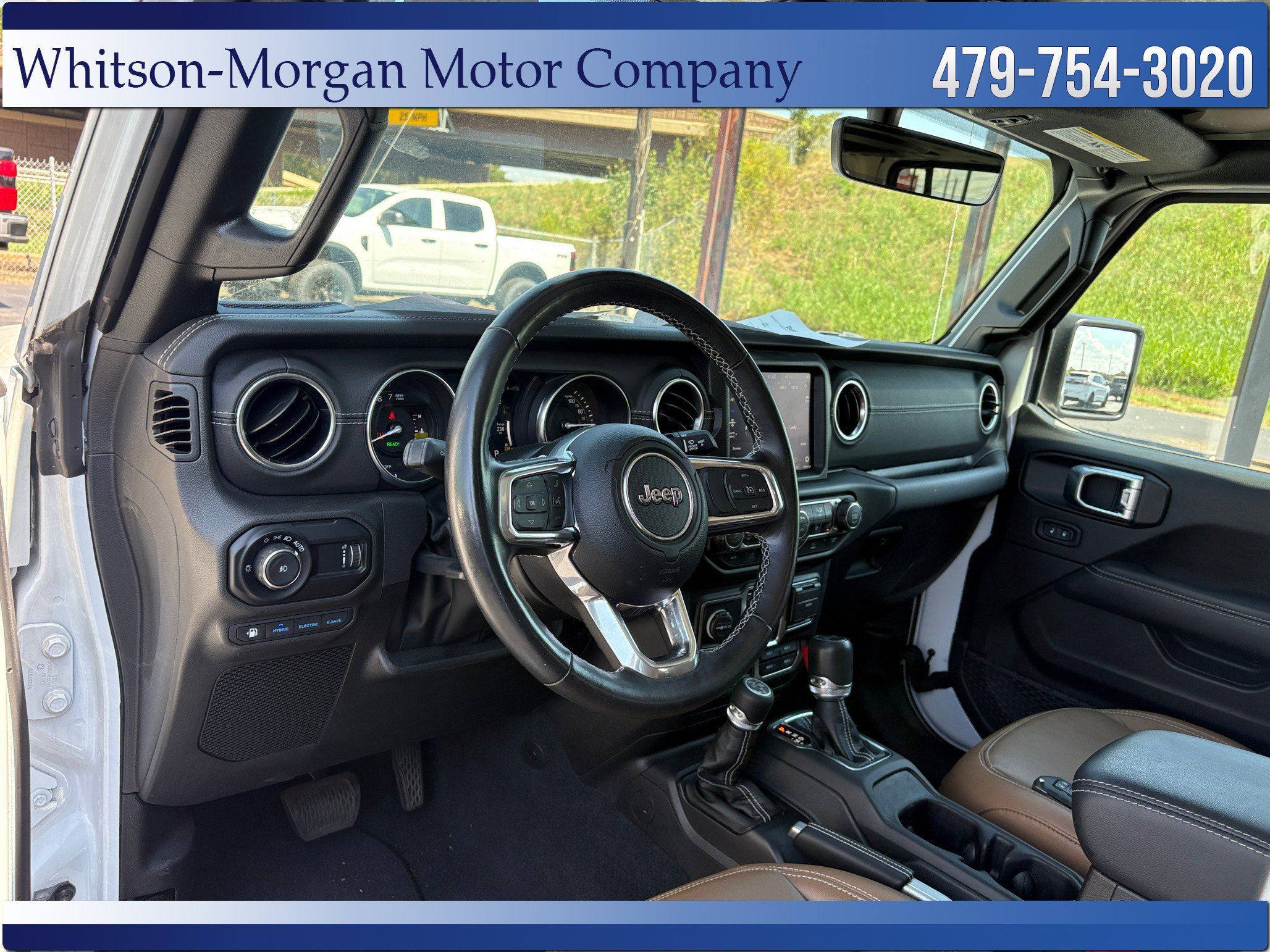Used 2023 Jeep Wrangler Unlimited Sahara w/ Cold Weather Group AWD/4WD image 3