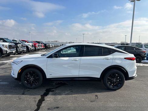 New 2026 Buick Envista Sport Touring image 5