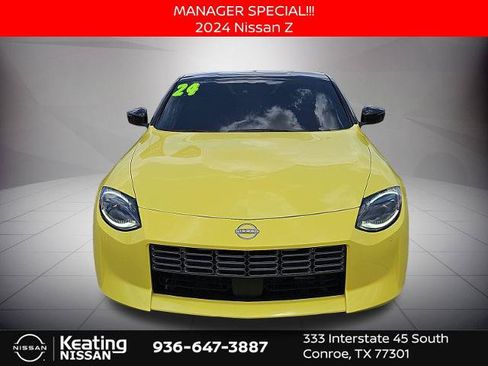 Certified 2024 Nissan Z Performance w/ Floor Mat Package RWD image 2