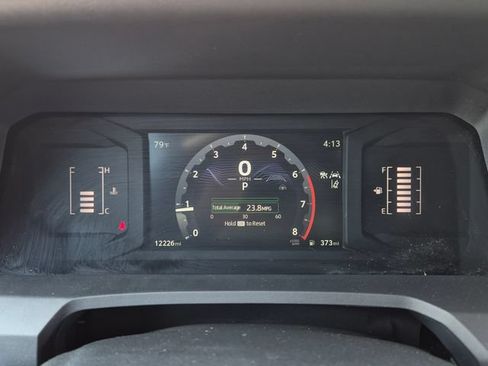 Used 2025 Toyota Tacoma SR AWD/4WD image 19