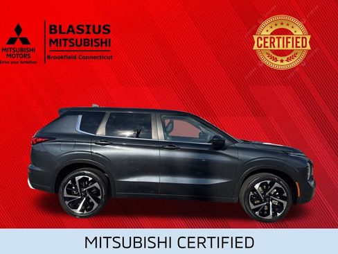 Used 2024 Mitsubishi Outlander SE FWD image 5