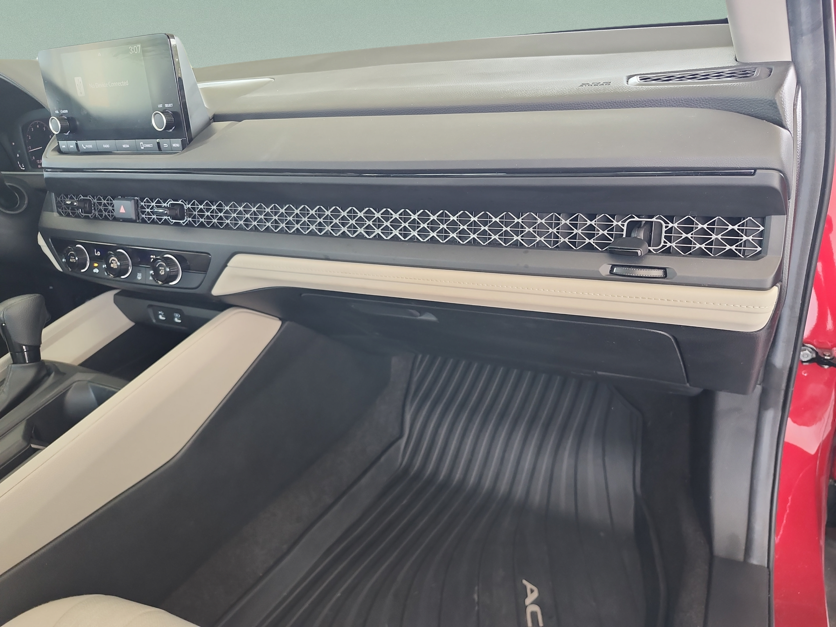 Used 2023 Honda Accord LX image 21