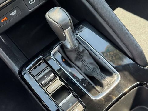 Certified 2024 Acura Integra FWD image 30