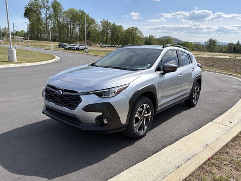 New 2026 Subaru Crosstrek 2.0i Premium AWD/4WD image 3