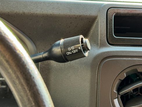 Used 2011 Ford E-350 and Econoline 350 Extended Super Duty w/ PWR Group image 29