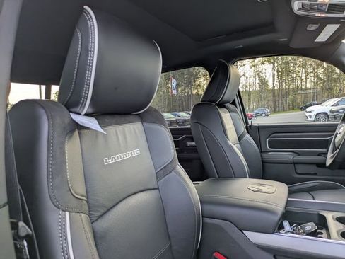 New 2025 RAM 2500 Laramie image 39