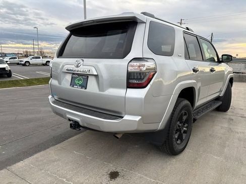 Used 2024 Toyota 4Runner SR5 image 29