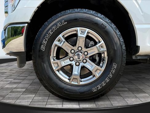 Used 2021 Ford F150 XLT w/ XTR Package image 25