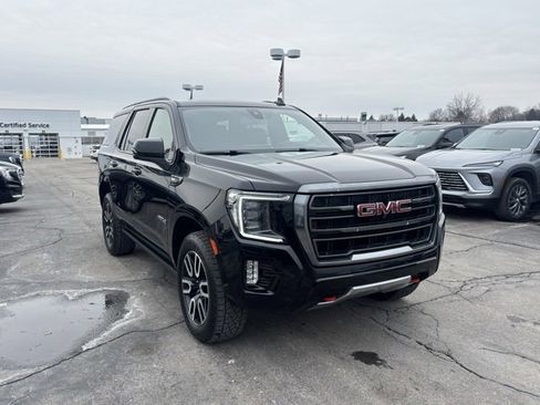 Used 2021 GMC Yukon AT4 w/ AT4 Premium Package image 3