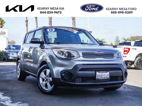 Used 2019 Kia Soul FWD image 1