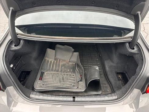 Used 2021 BMW M550i xDrive w/ Premium Package image 32