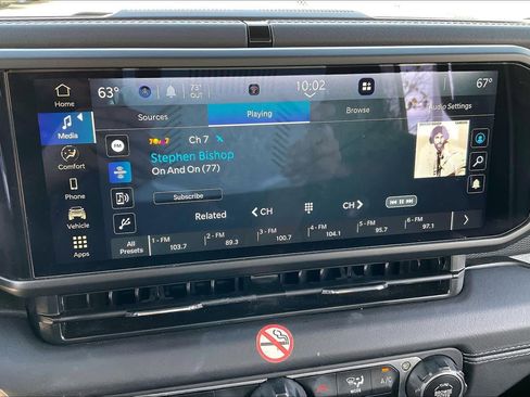 Used 2024 Jeep Wrangler Unlimited Rubicon image 31