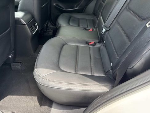 Used 2023 MAZDA CX-5 AWD 2.5 S w/ Premium Plus Pkg image 16