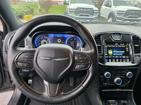 Used 2022 Chrysler 300 S image 17