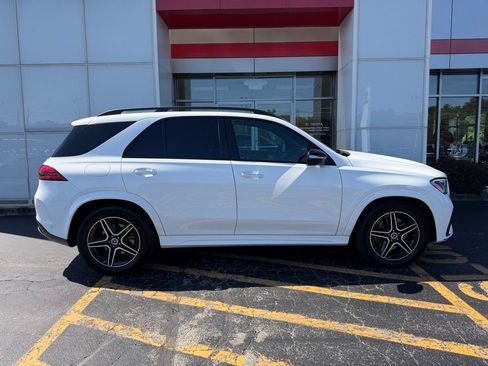 Used 2025 Mercedes-Benz GLE 450 4MATIC image 4